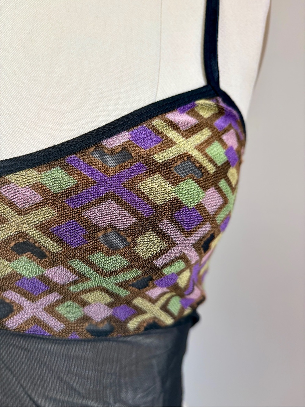 ✨ Stunning Vintage Biatta Intimates Camisole Mesh Cropped Top Size Small✨ - Picture 4 of 6
